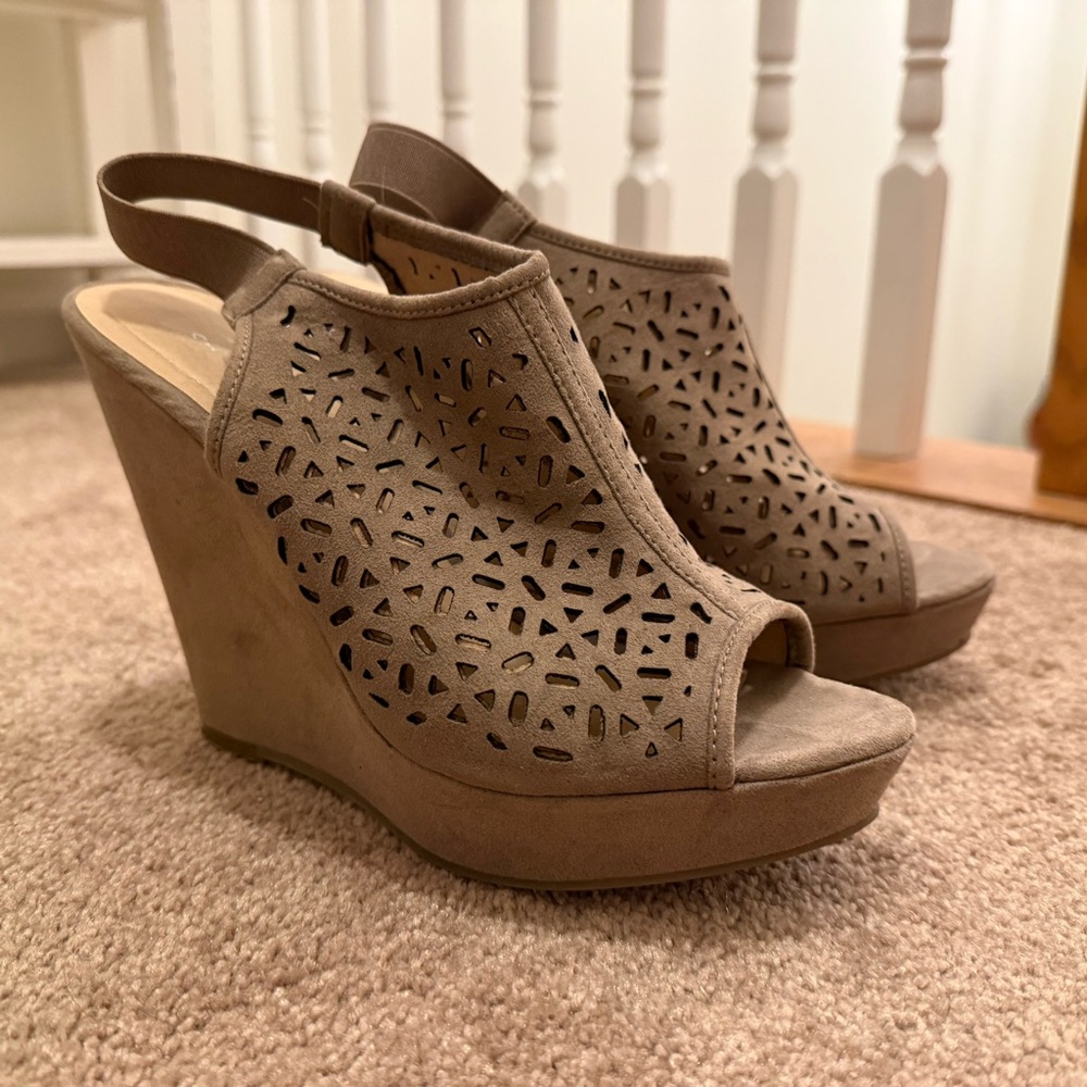 Chinese Laundry Brown Wedge Sandals